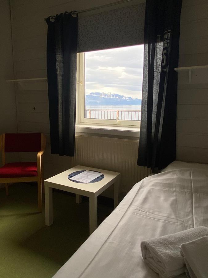 Trondenes Sommerhostel Harstad Exterior photo